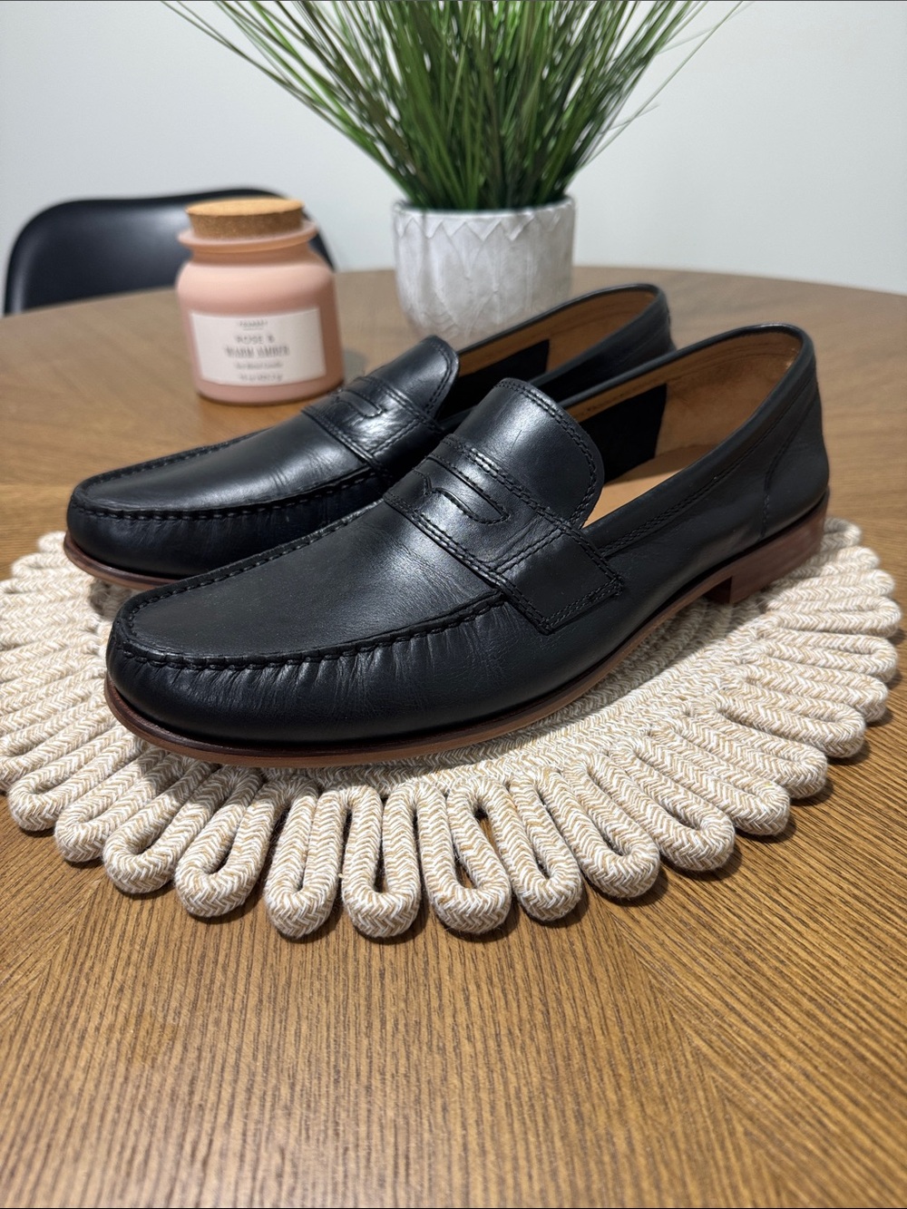 Cole Haan 11.5 M mens black leather penny loafer dress shoes EUC